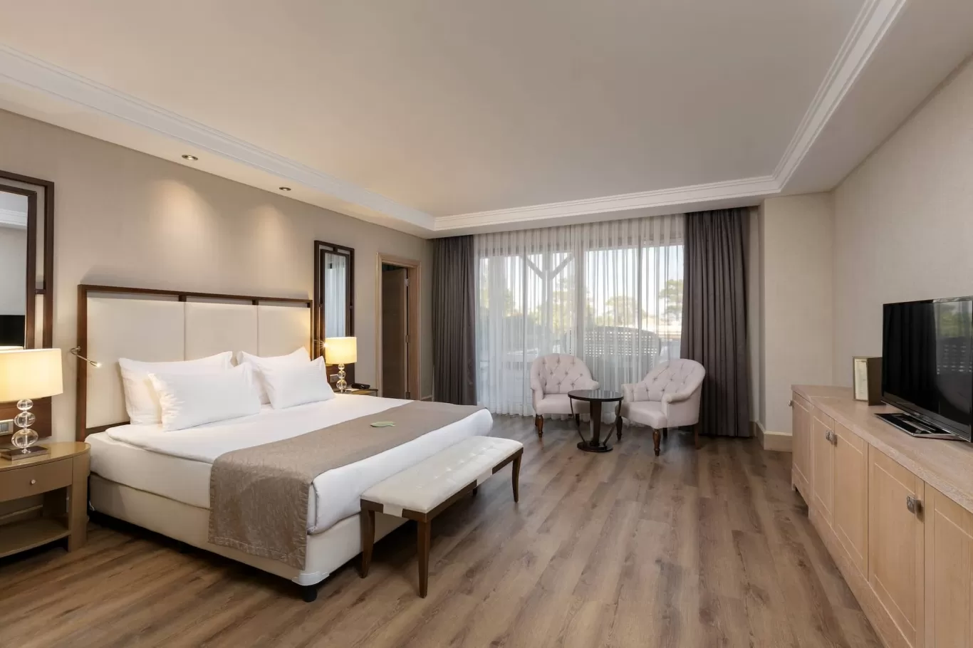 PLATINUM-MAISONETTE SUITE EXECUTIVE / MEERSEITE (MIT PRIVATEM POOL)